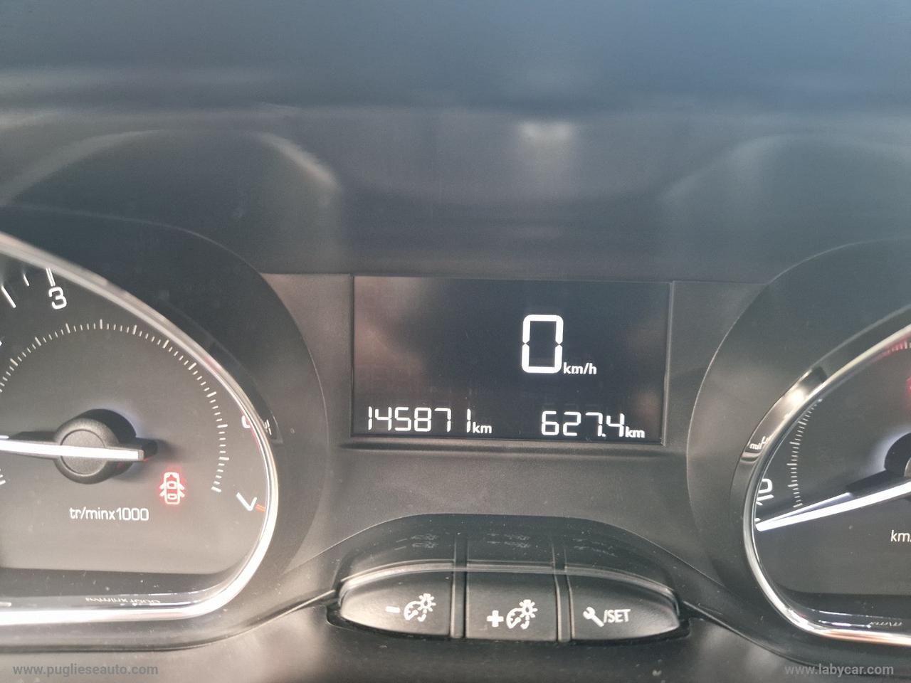 PEUGEOT 2008 1.2 VTi 82 CV Allure