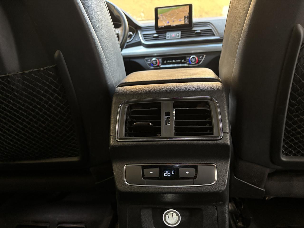 Audi Q5 2.0 tdi S line Plus s-tronic