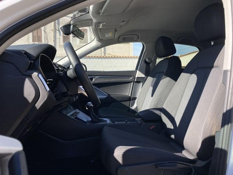 Audi Q3 SPB Business 2.0 TDI 150CV S-Tronic 35