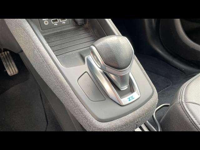 Renault ZOE Intens R135 e-shifter