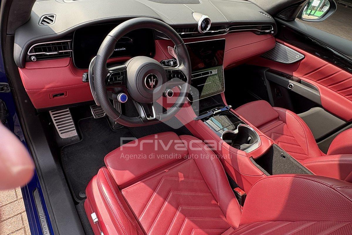 MASERATI Grecale MHEV 330 CV AWD Modena