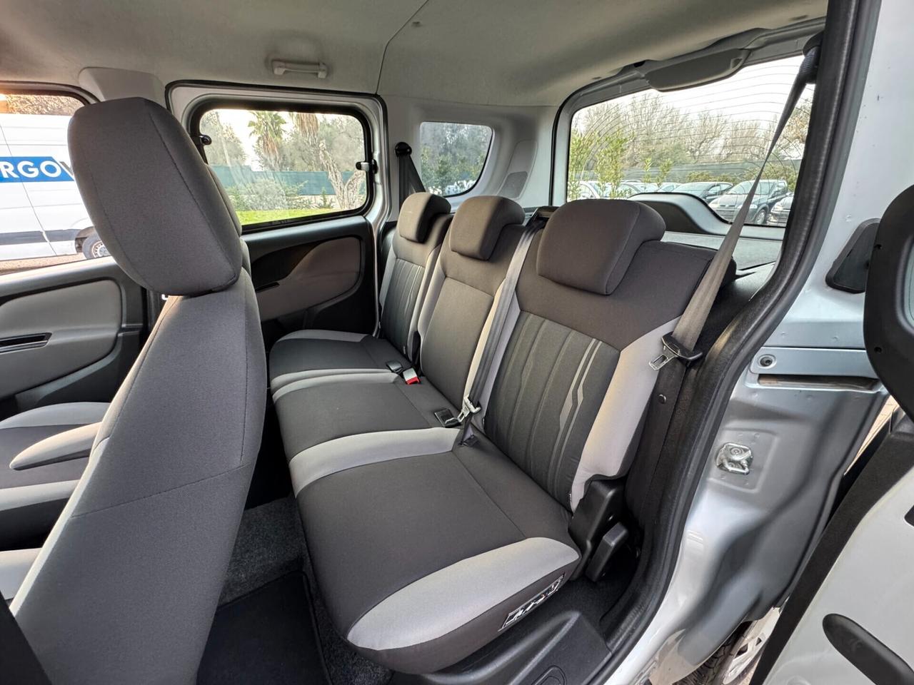 Fiat Doblo Doblò 1.6MJT 5 POSTI Lounge Navi Retrocamera