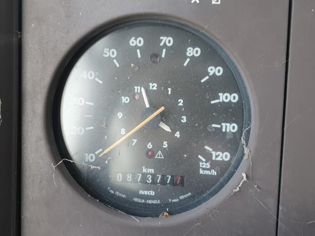 MERCEDES SCUOLABUS T2 709 D 35 Posti