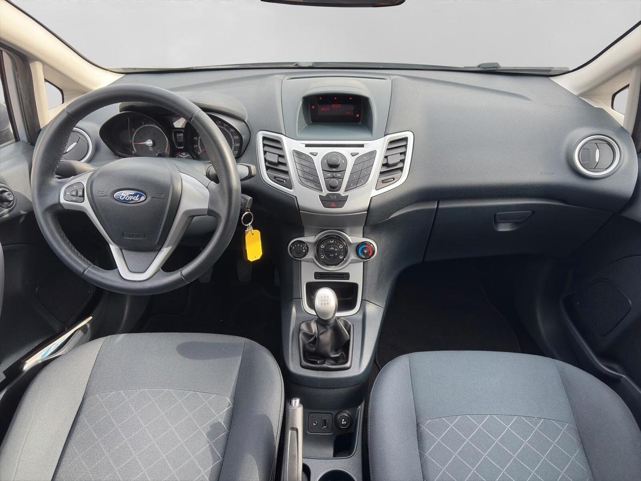 Ford Fiesta 1.2 benz. Titanium SOLI 97.000KM!