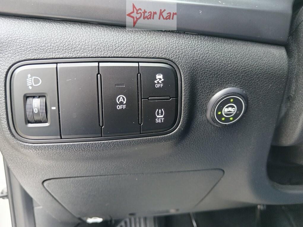 Hyundai i20 1.2 MPI MT GPL Connectline