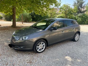Lancia Delta 1.6 MJT DPF Gold