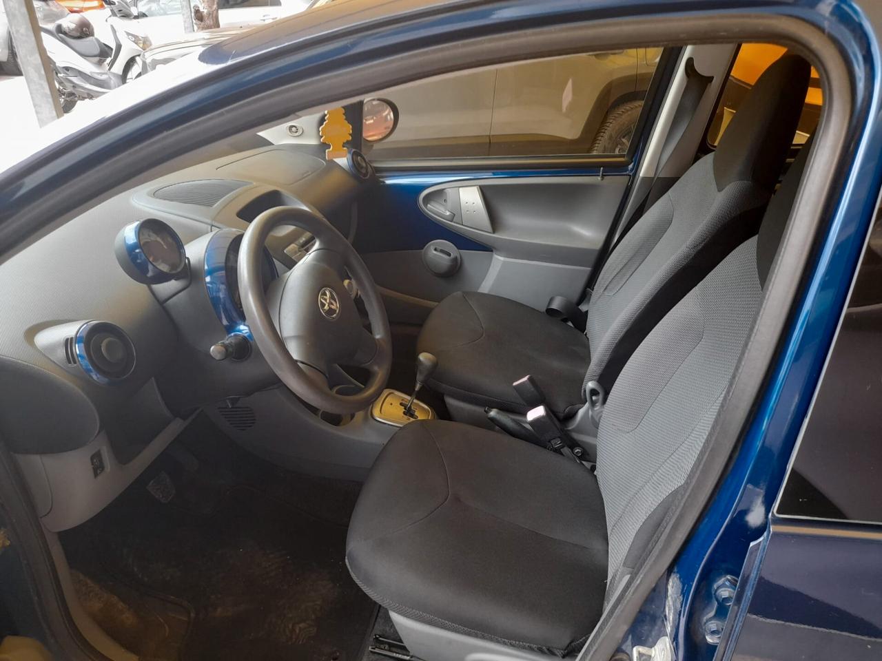 Toyota Aygo 1.0cc benzina 12 mesi garanzia-2007