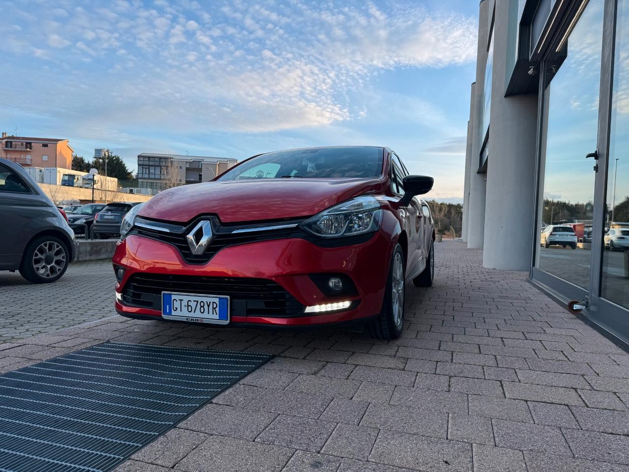 Renault Clio TCe 12V 90 CV Start&Stop 5 porte Energy Duel
