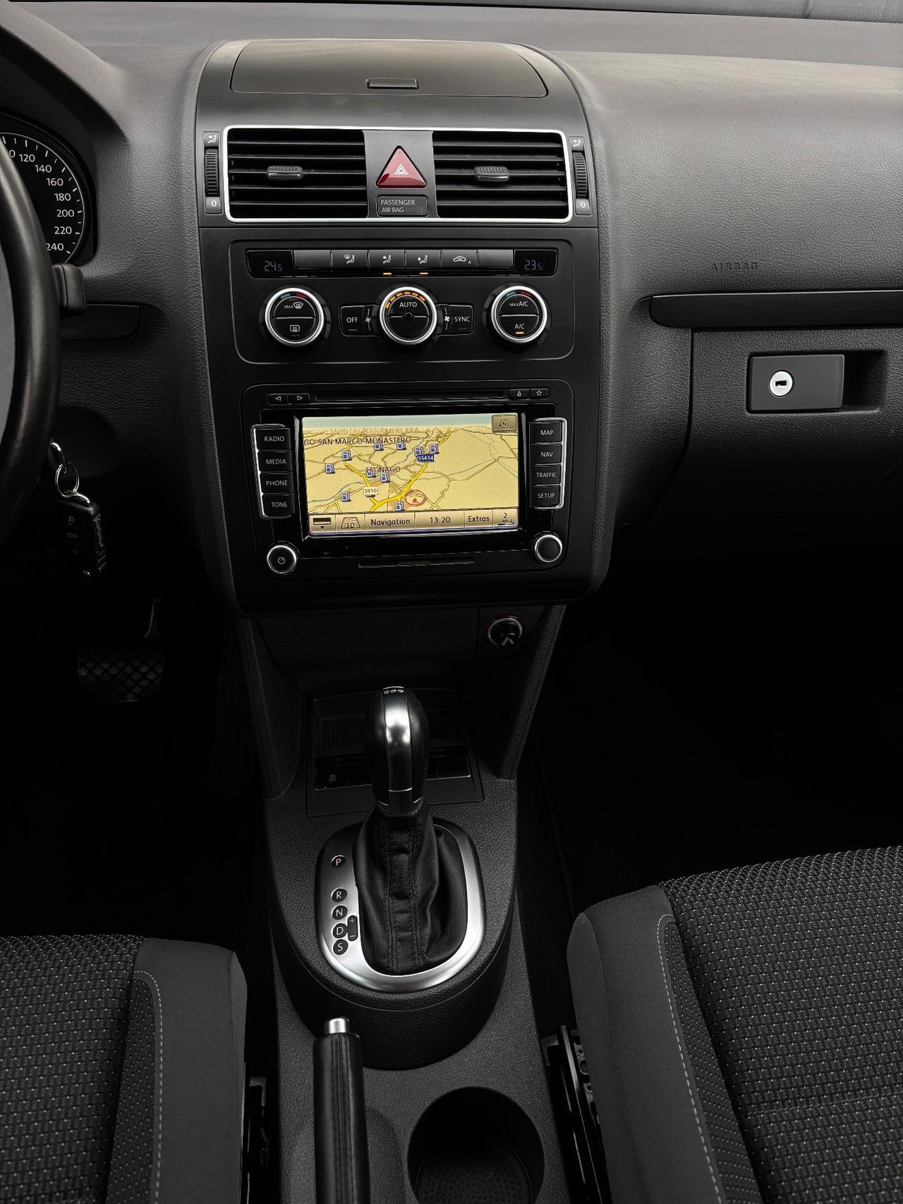 Volkswagen Touran 1.6 TDI DSG 7 POSTI. garanzia