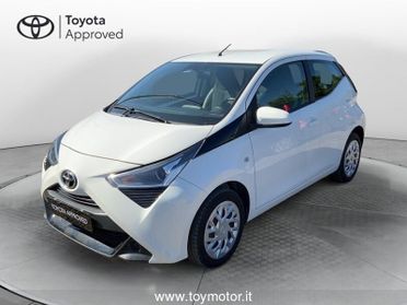 Toyota Aygo 2ª serie Connect 1.0 VVT-i 72 CV 5 porte x-play