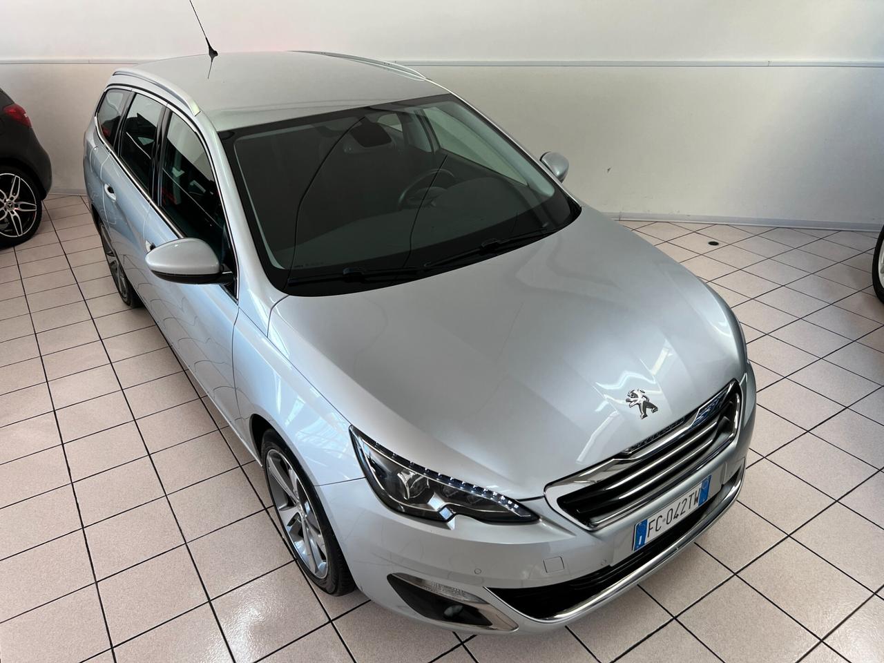 Peugeot 308 SW 1.6 BlueHDi 120cv ALLURE - LEGGERE -