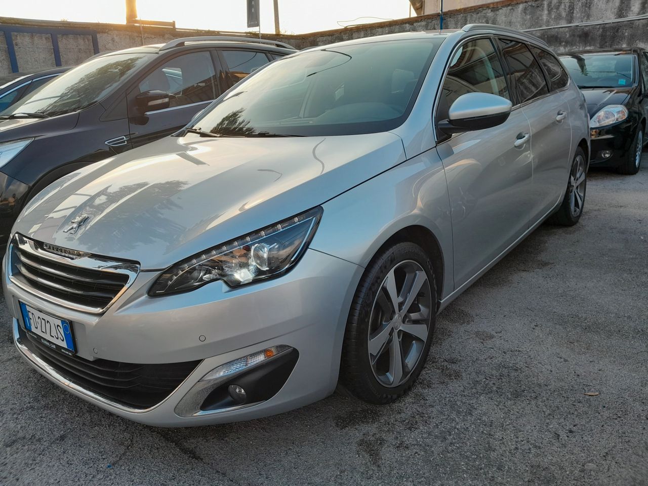 Peugeot 308 BlueHDi 120 SW Allure anno 2016