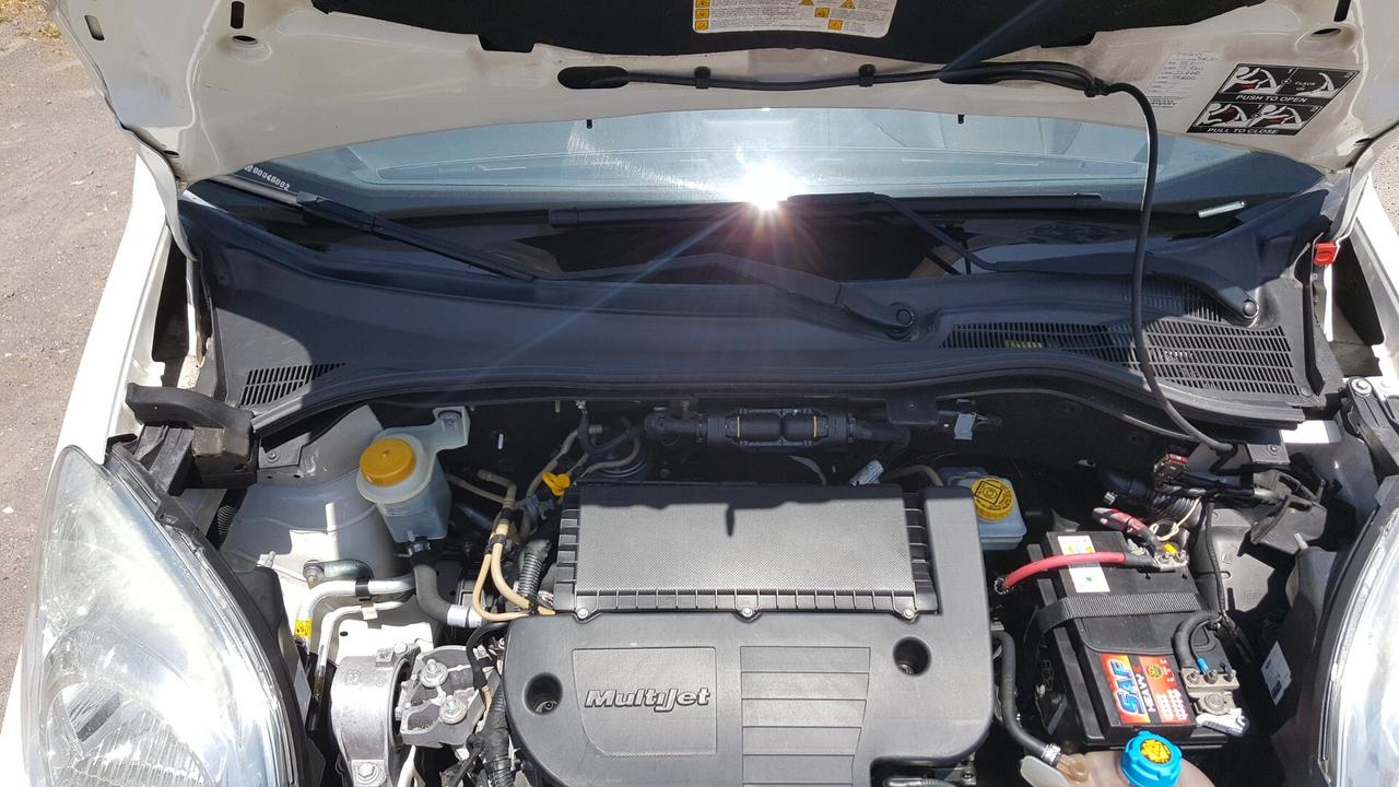 Fiat Qubo 1.3 MJT 75 CV Trekking