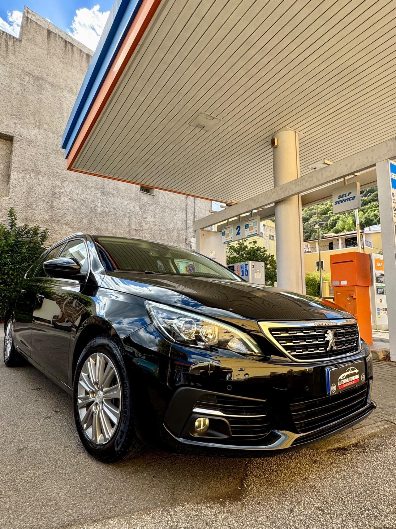 Peugeot 308 BlueHDi 130 S&S EAT8 Allure