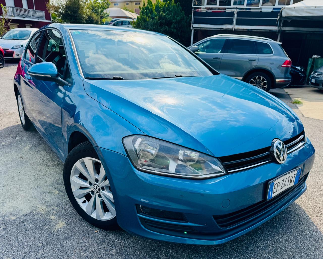 Volkswagen Golf 1.6 TDI 3p. Highline BlueMotion Technology