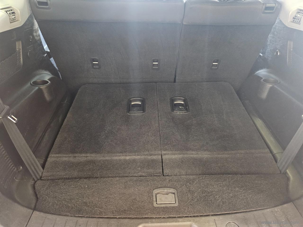 MAHINDRA XUV500 2.2 16V AWD W6 7/P