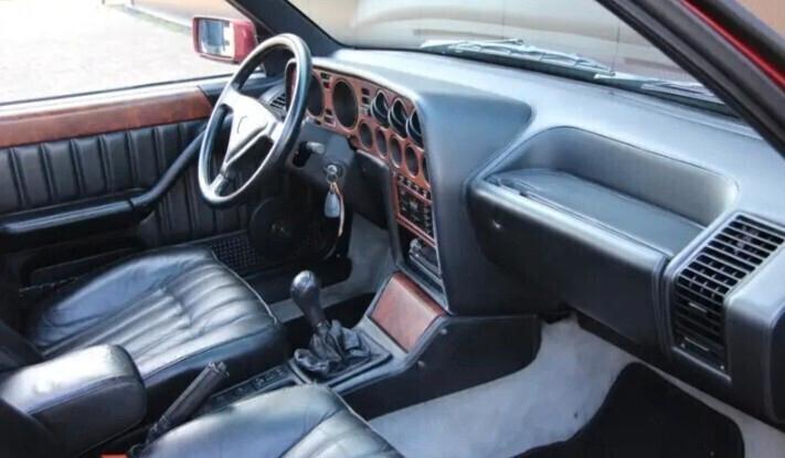 Lancia Thema 8.32 SPLENDIDA UNICA AMMIRAGLIA THEMA FERRARI 8.32