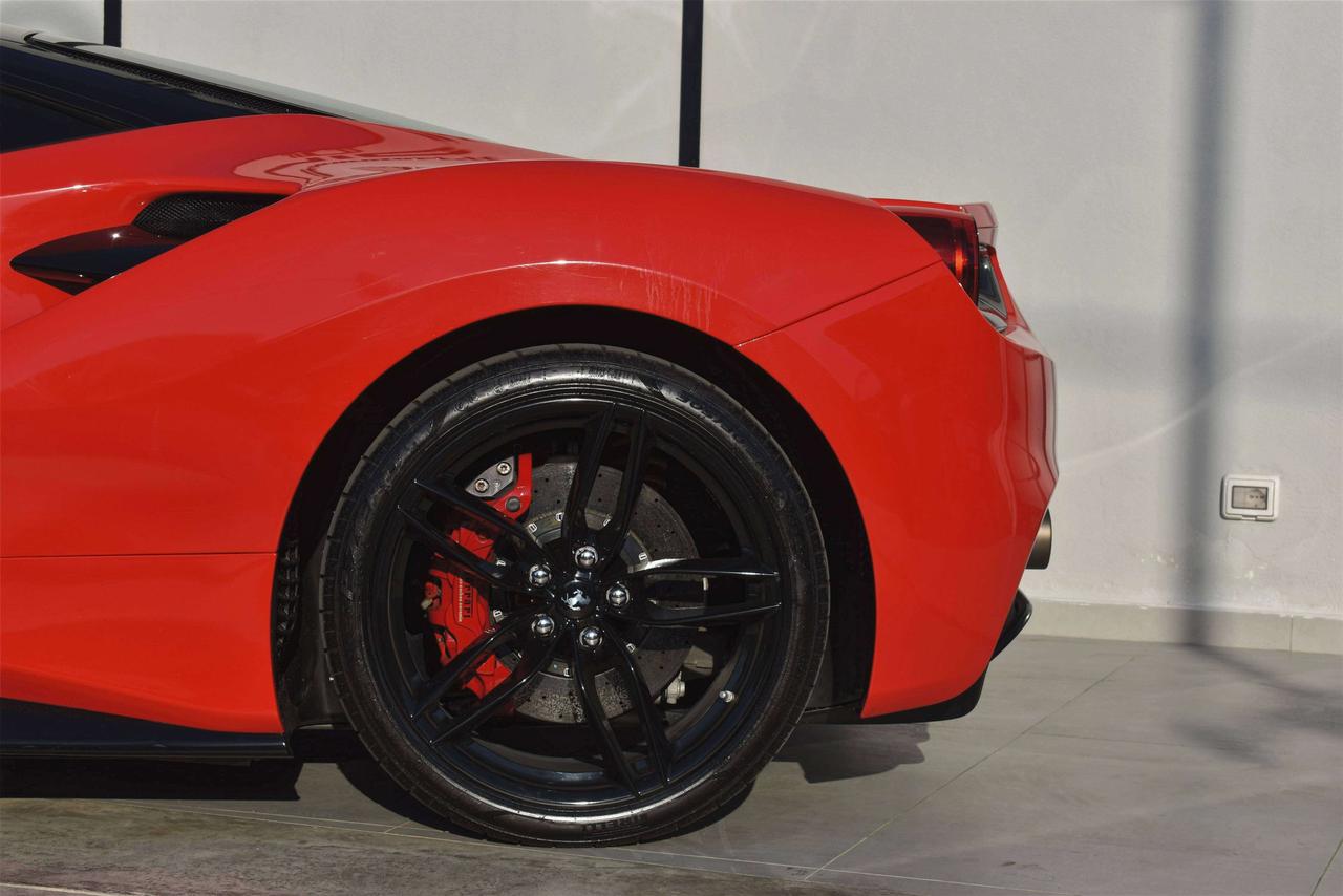 Ferrari 488 Coupe 3.9 GTB 670 CV