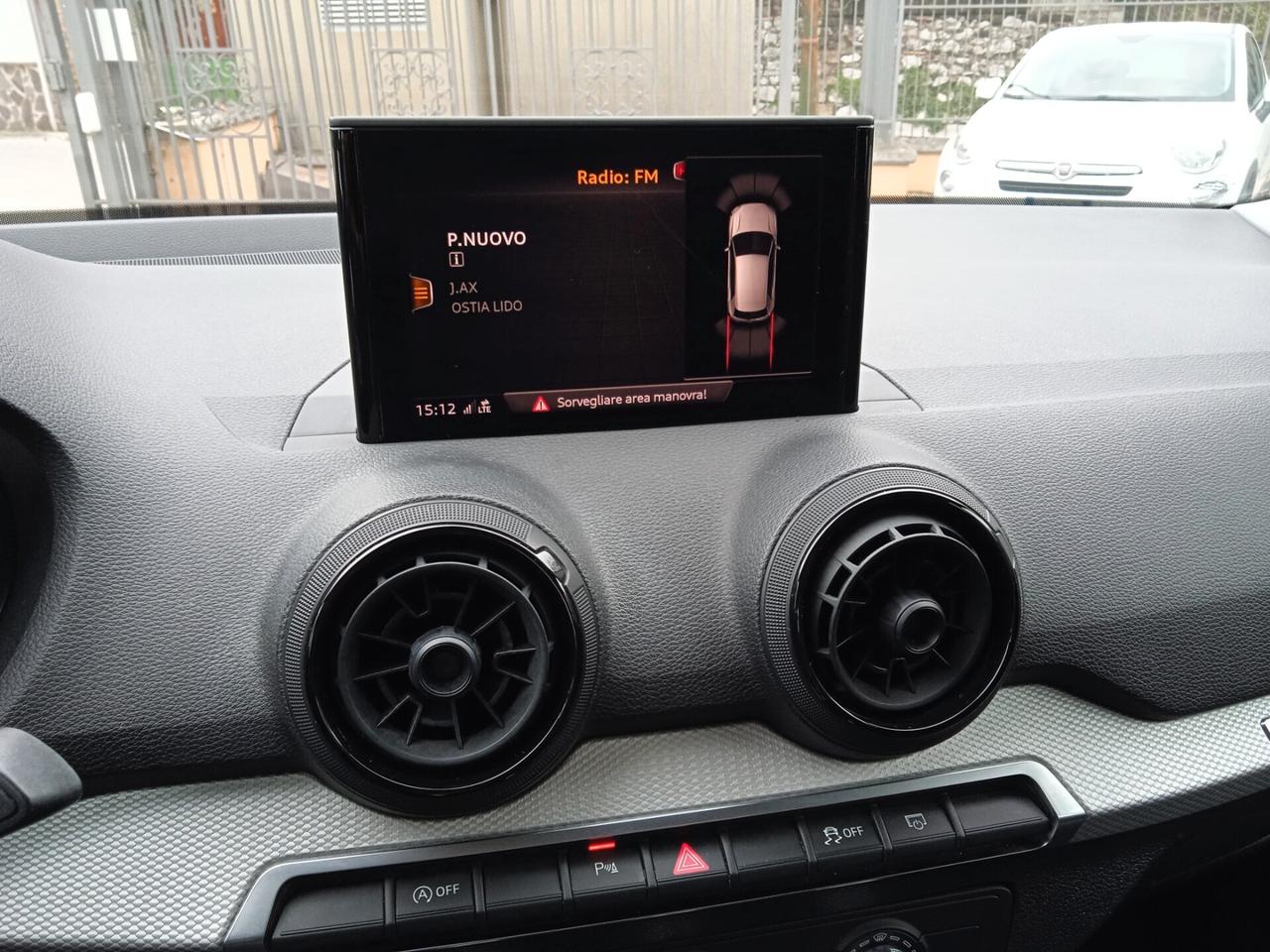 Audi Q2 / 1.6 TDI S tronic Admired