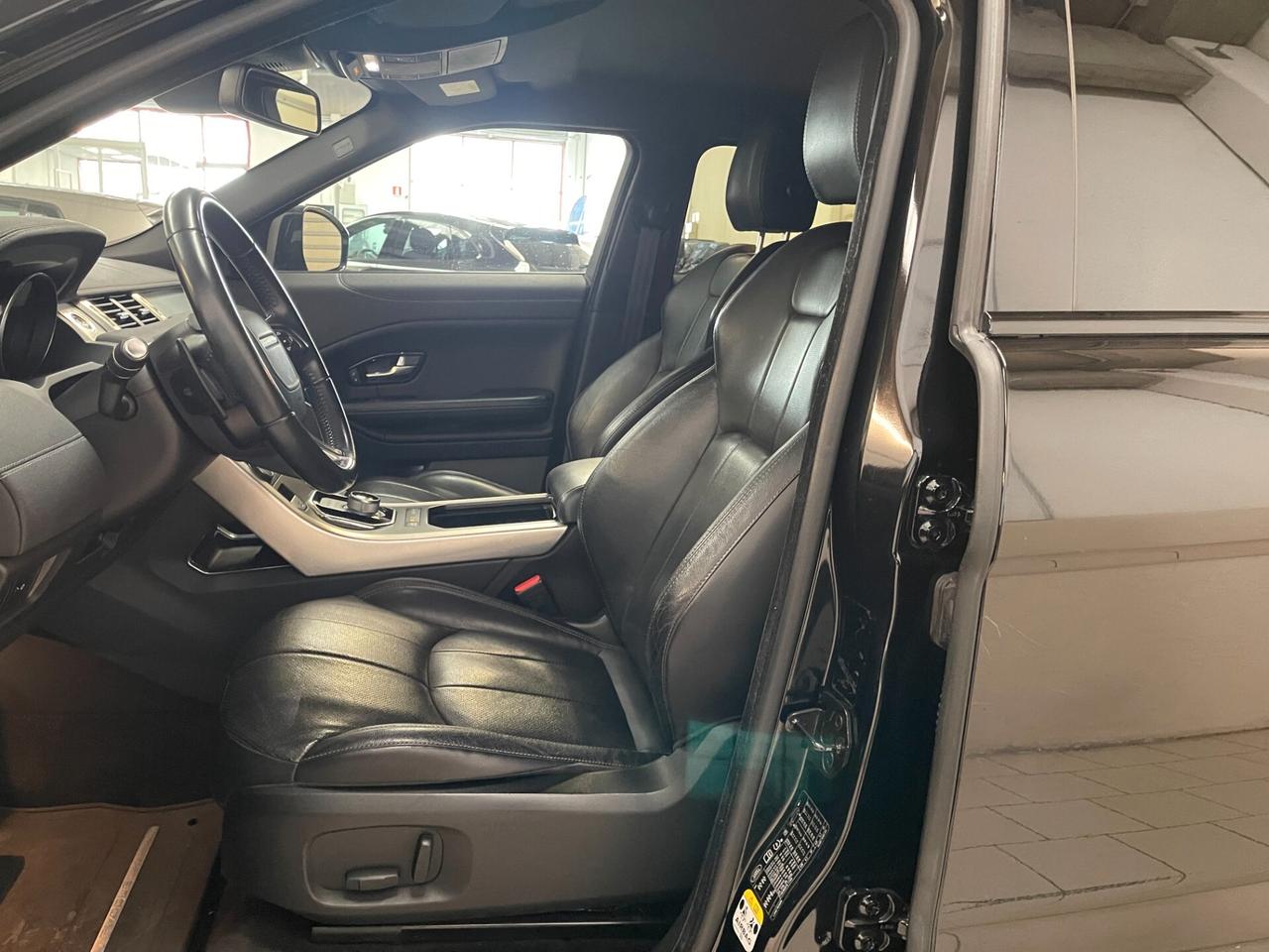 Land Rover Range Evoque HSE Dynamic 5p 2.0 td4 150cv auto-LEGGI SOTTO