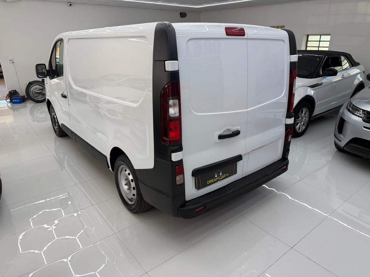 Renault Trafic 1.6 121CV -Diesel-Furgone