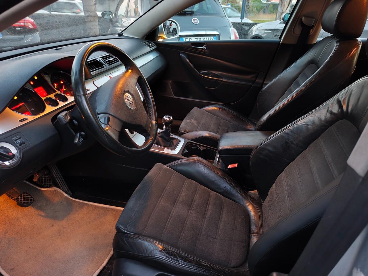 Volkswagen Passat 2.0 TDI Highline gancio di traino