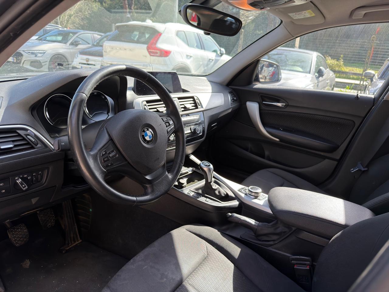 Bmw 114 114d 5p. Urban neopatentati