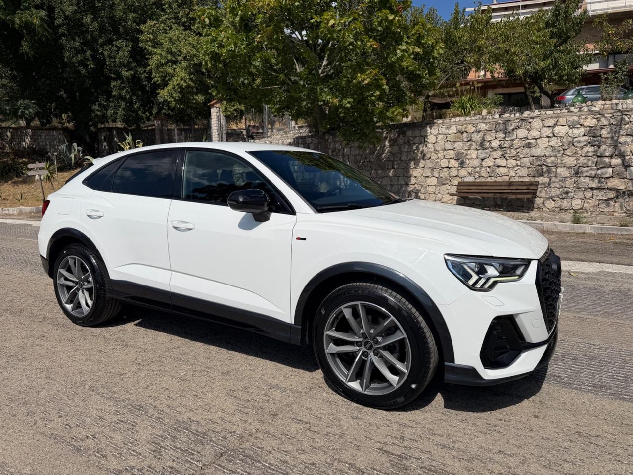 Audi Q3 SPB 35 TDI S tronic line edition