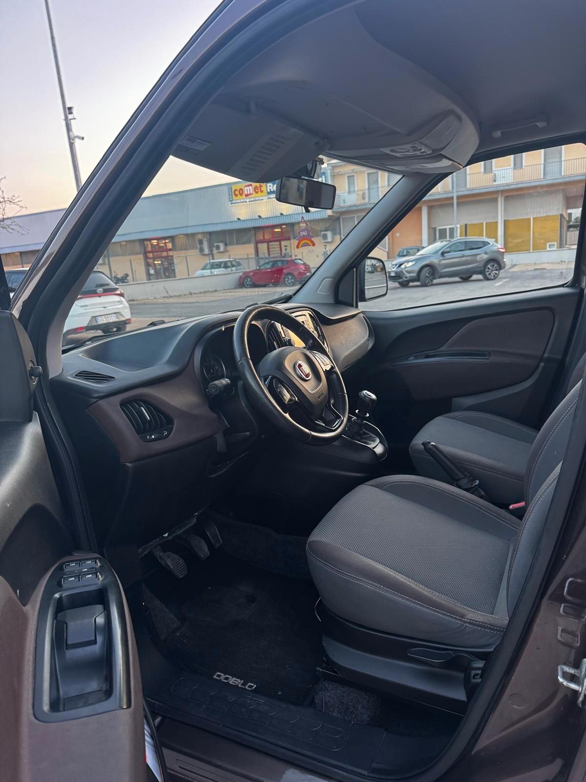 Fiat Doblò 1.6 MJT 16V 120CV Trekking NEOPATENTATI