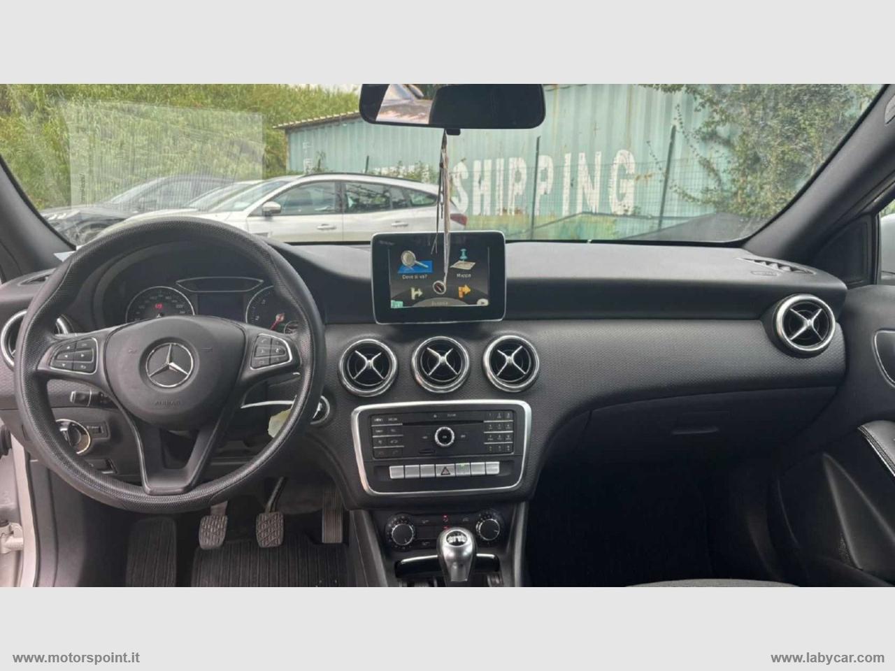 MERCEDES-BENZ A 180 d Sport