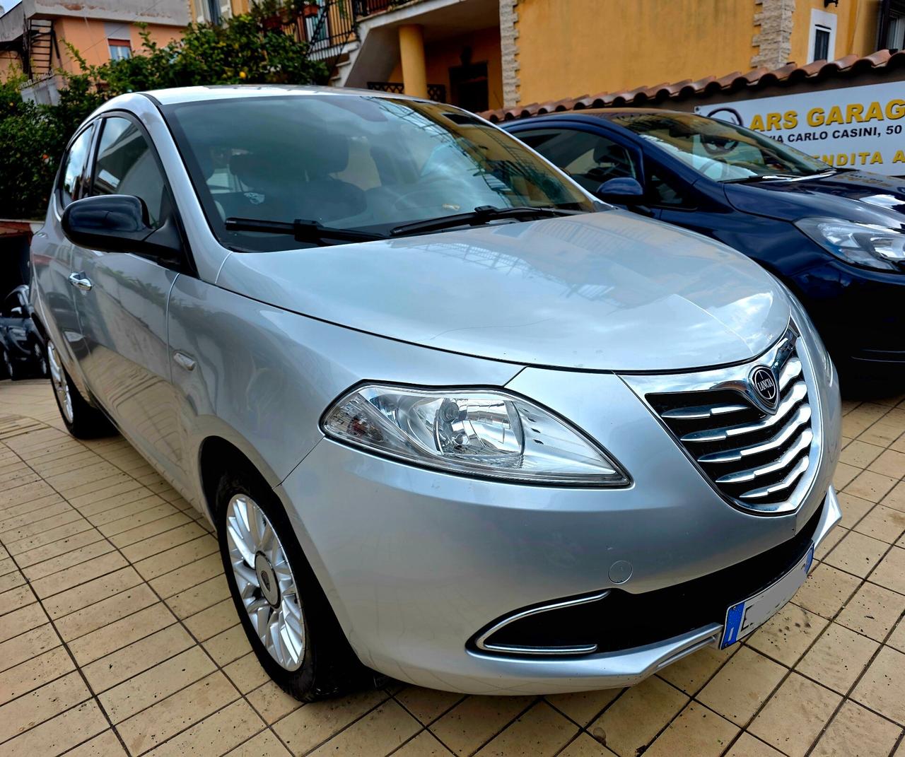 Lancia Ypsilon 1.3 MJT 16V 95 CV 5 porte S&S Gold