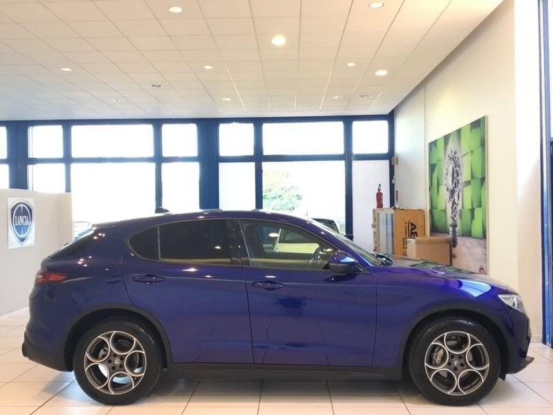 Alfa Romeo Stelvio 2.2 Turbodiesel 190 CV AT8 Q4 Sprint MY21