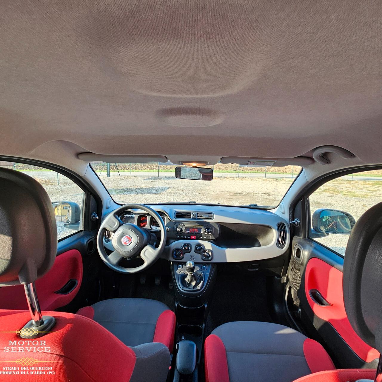 Fiat Panda 1.2 BENZ NEOPATENTATI DA 89€ MESE