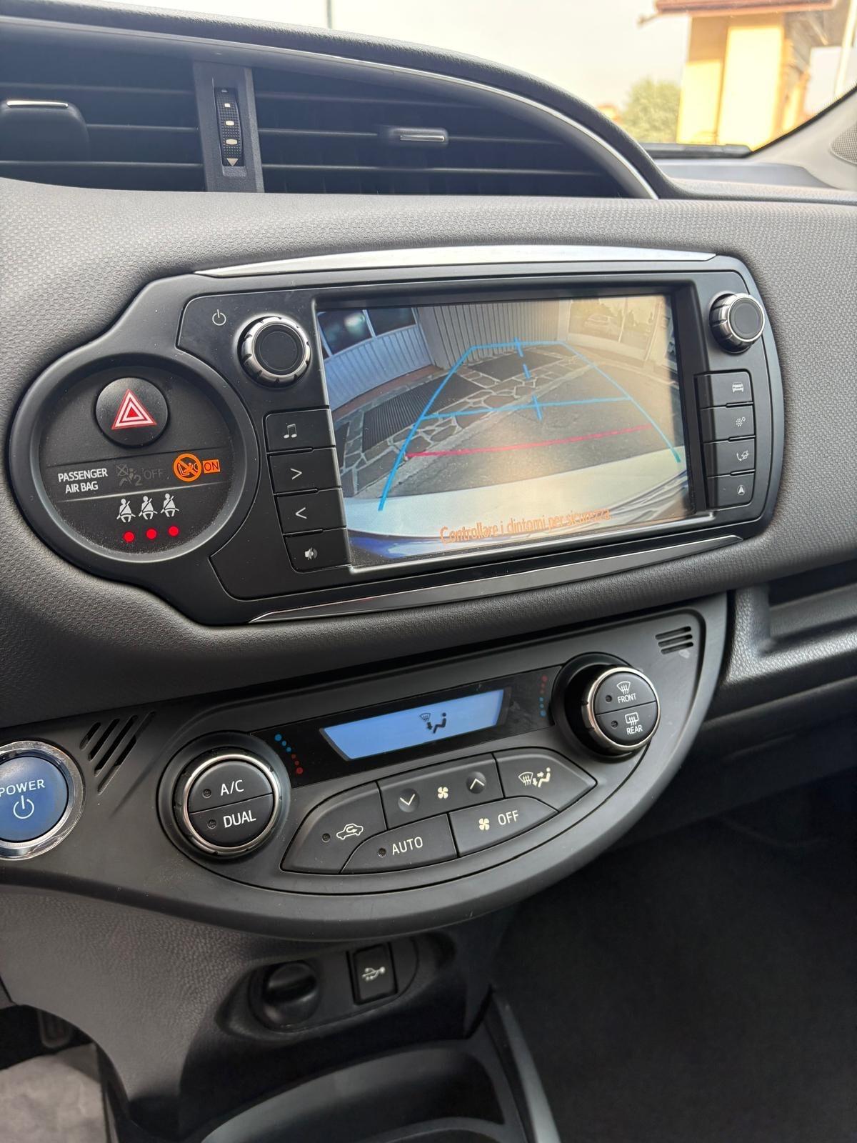 Toyota Yaris 1.5 Hybrid 5 porte Active