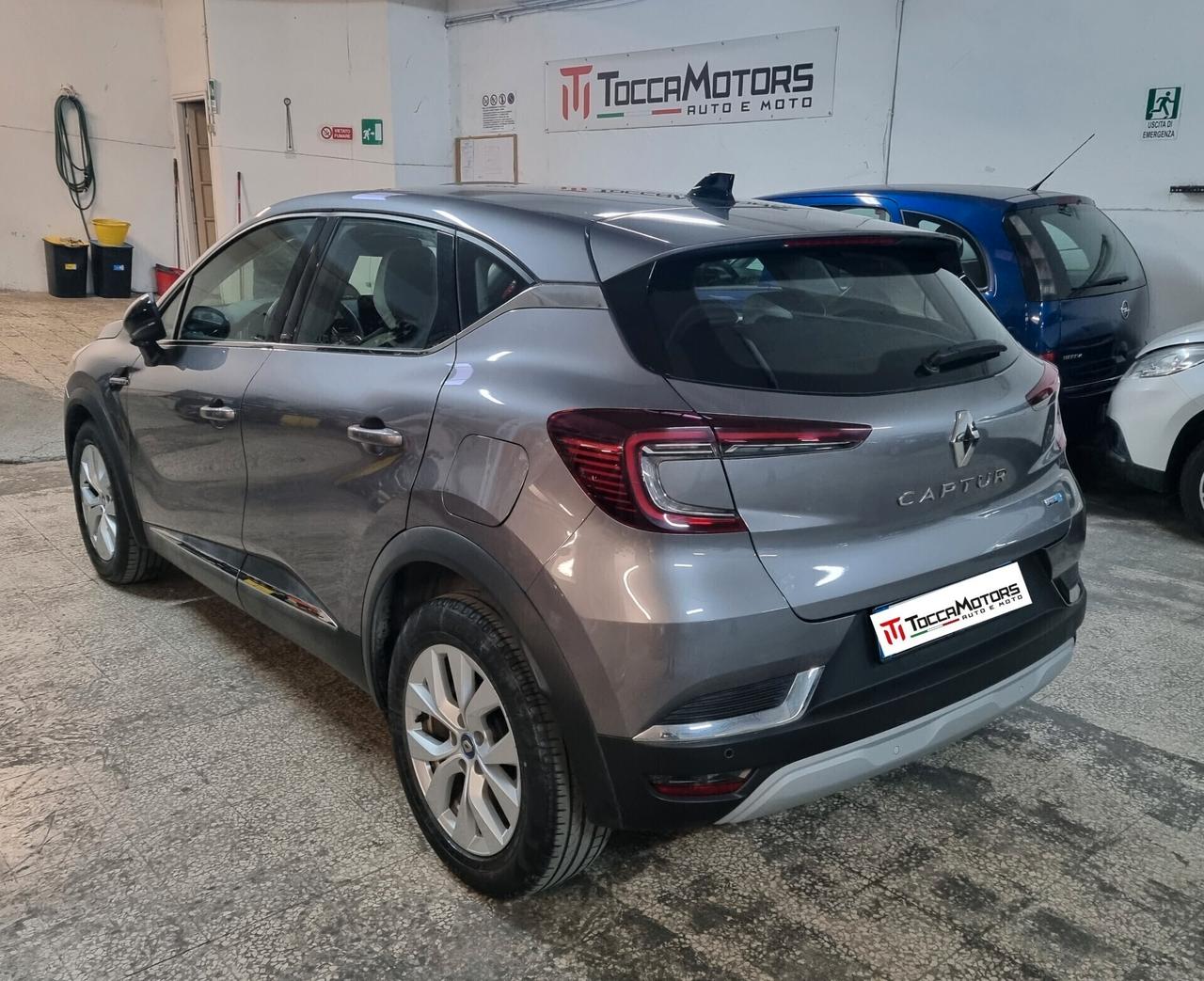 Renault Captur Plug-in Hybrid E-Tech 160 CV Intens IVA ESPOSTA