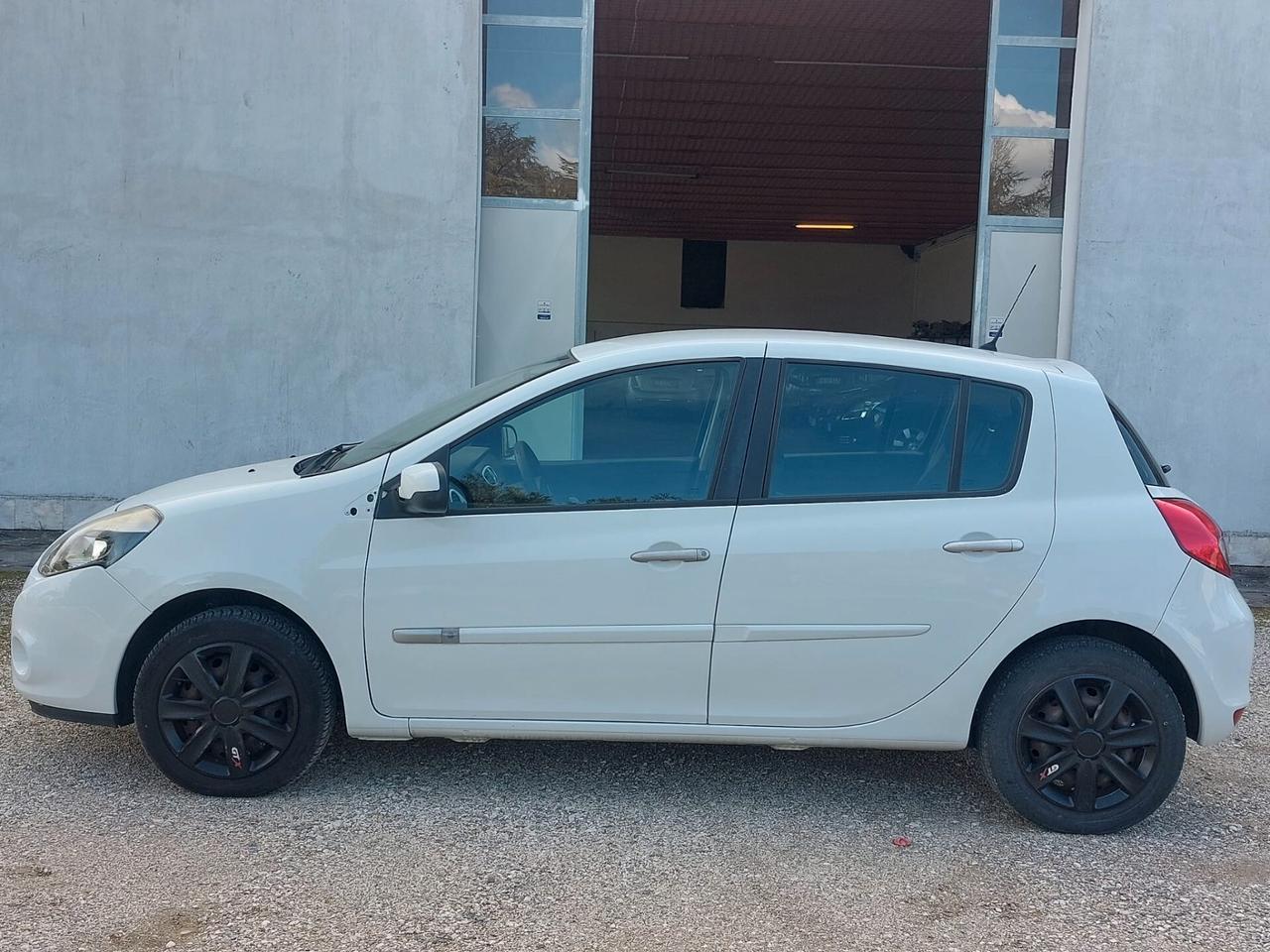 Renault Clio 1.2 16V 5 porte GPL Dynamique