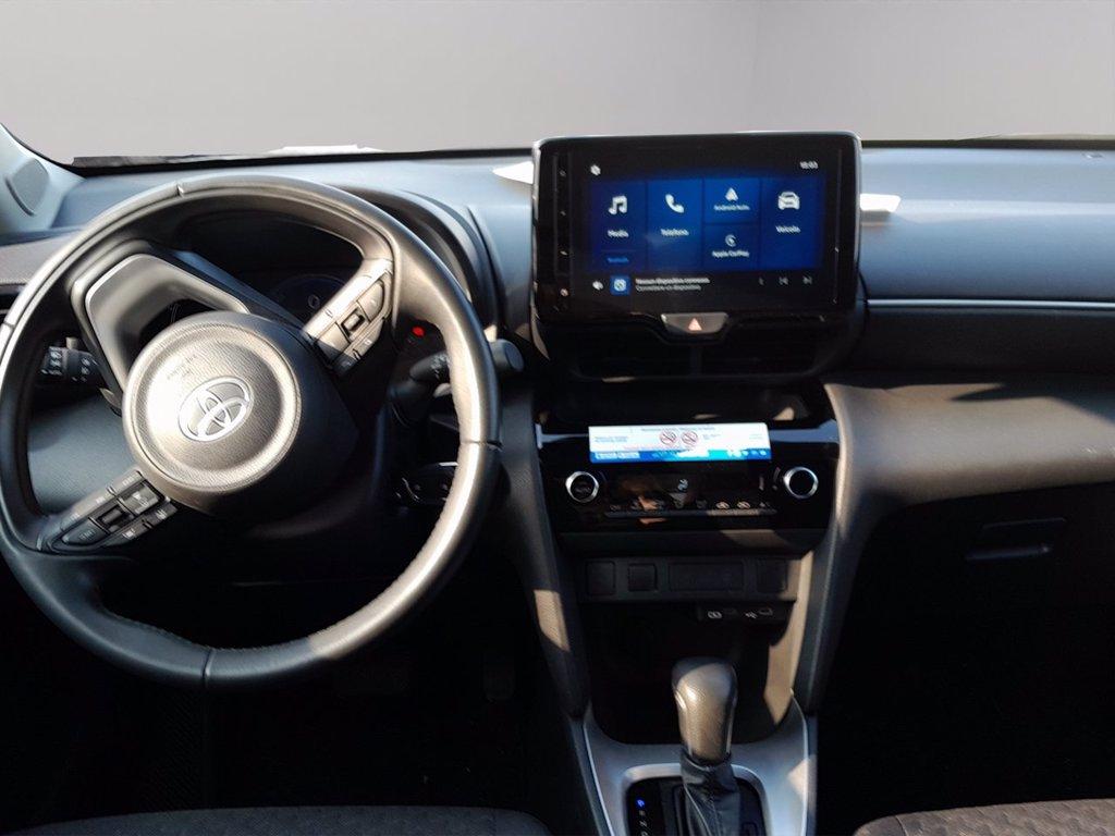 TOYOTA Yaris cross 1.5h active fwd 115cv e-cvt del 2025