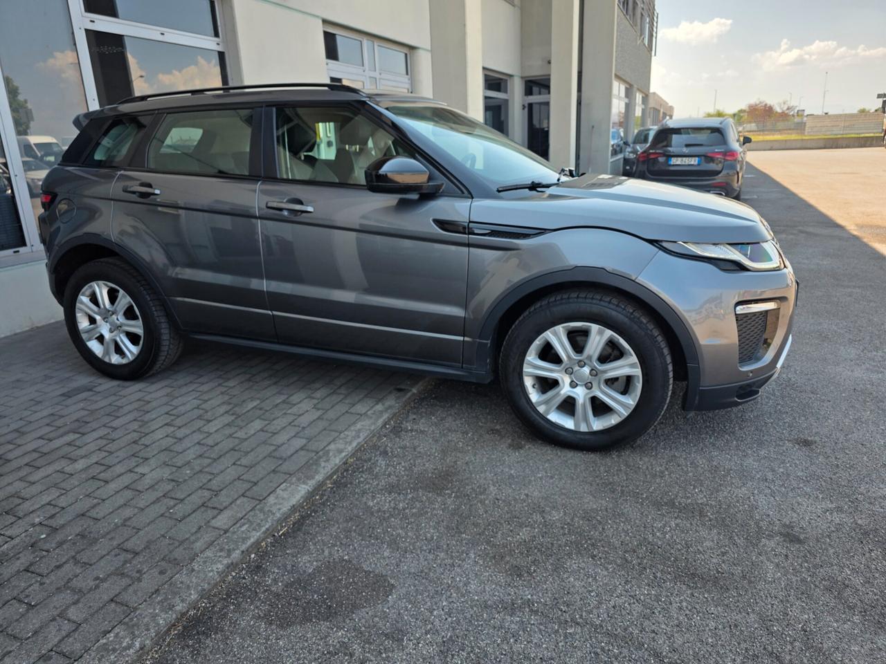 Land Rover Range Evoque 2.0 TD4 150 CV 5p. SE