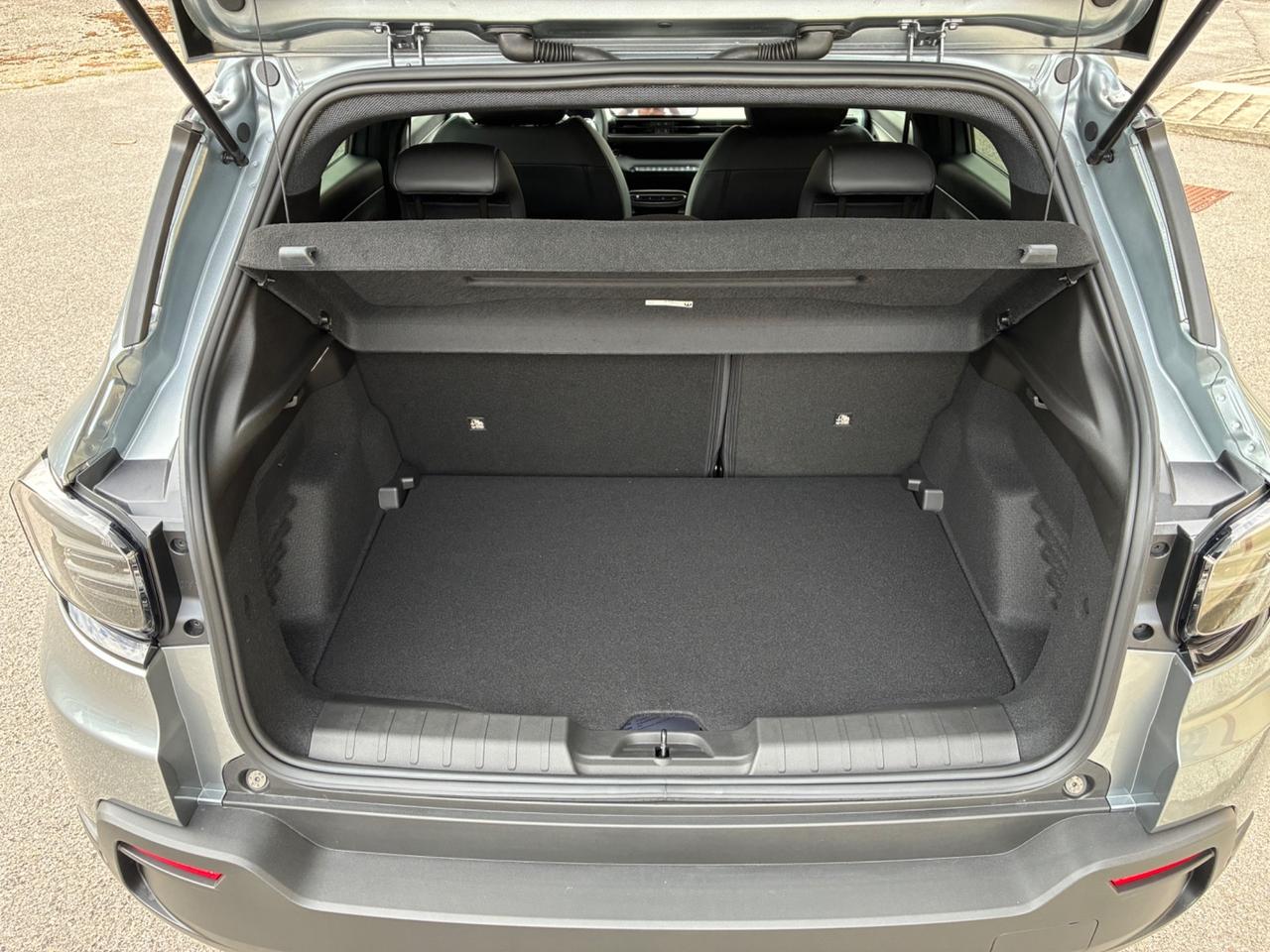 Jeep Avenger 1.2 Turbo 110 CV MHEV Summit