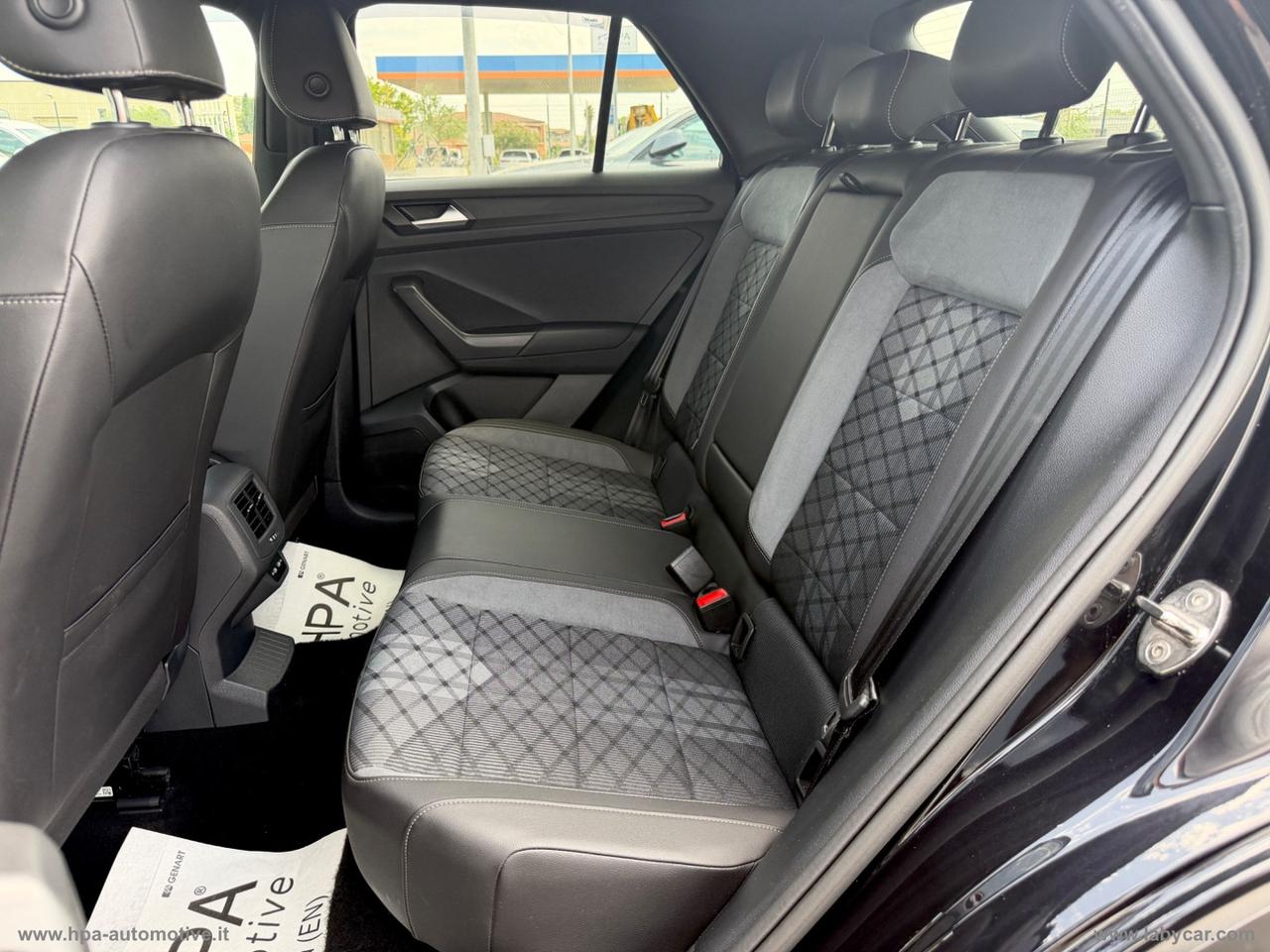 VOLKSWAGEN T-Roc 2.0TDI R-LINE Full Led Navi Pelle Iq-Light Matrix