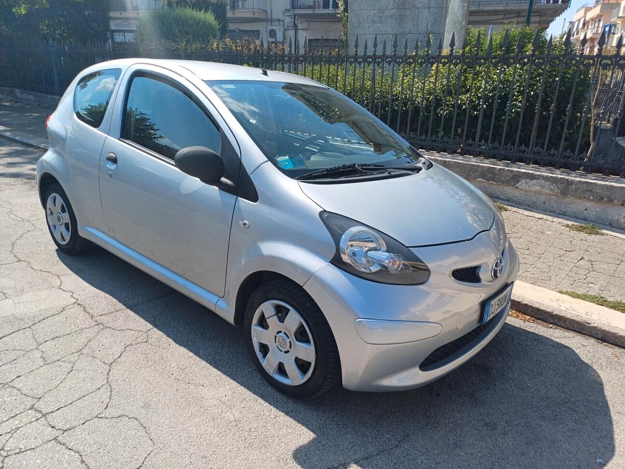 Toyota Aygo 1.0 12V VVT-i 5 porte