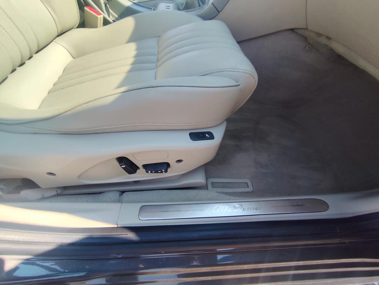 Alfa Romeo 159 2.2 JTS 16V Distinctive