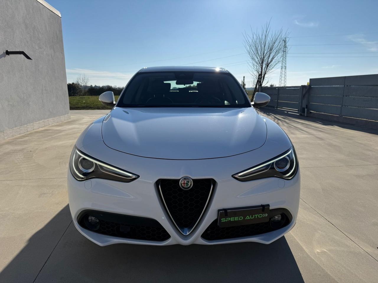 Alfa Romeo Stelvio 2.2 Turbodiesel 150 CV AT8 RWD Super