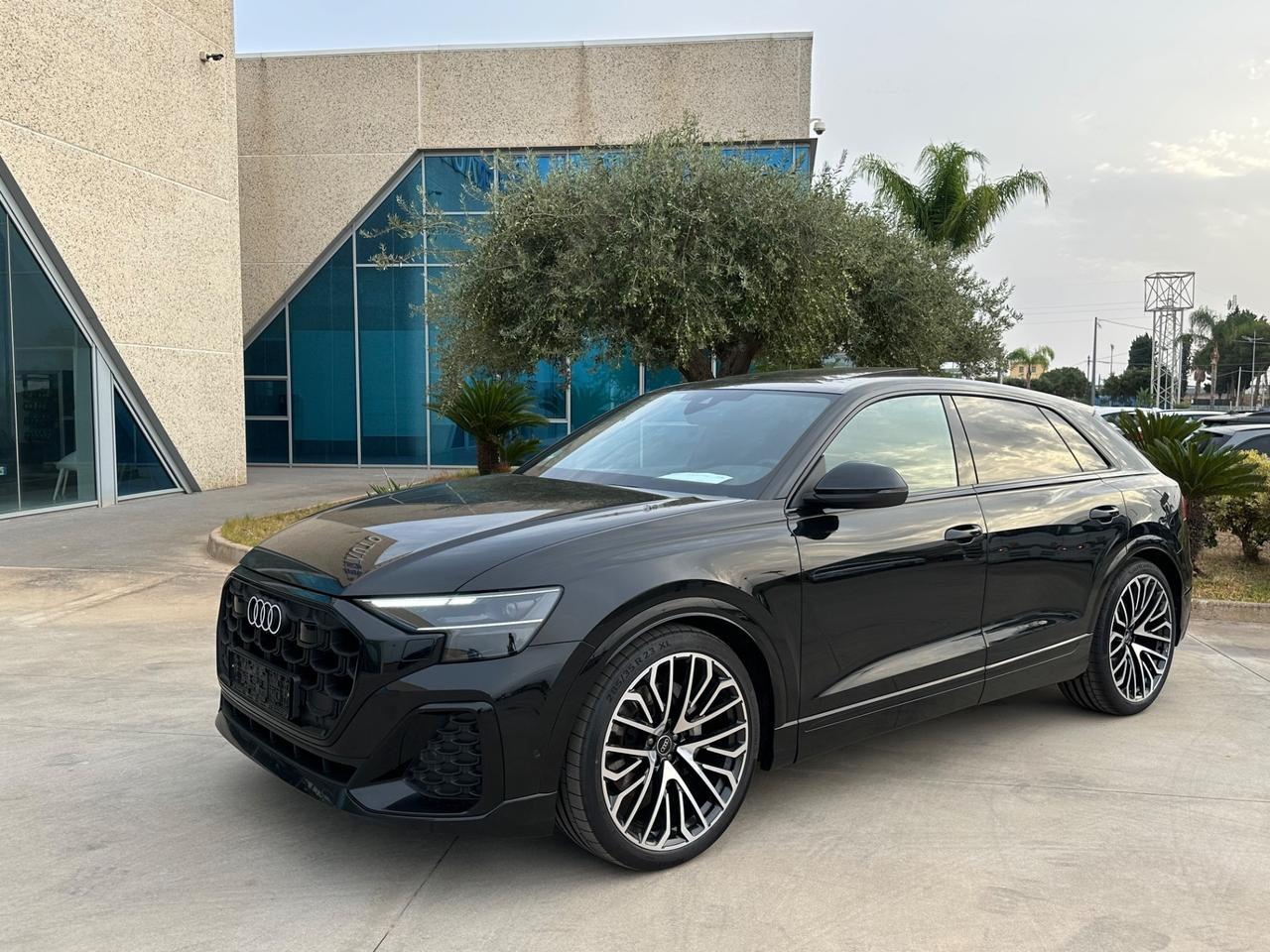 Audi Q8 tdi Sline 231cv possibilità noleggio no scoring