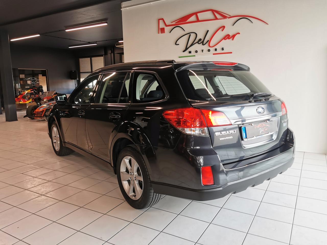 Subaru OUTBACK 2.0D CVT Exclusive