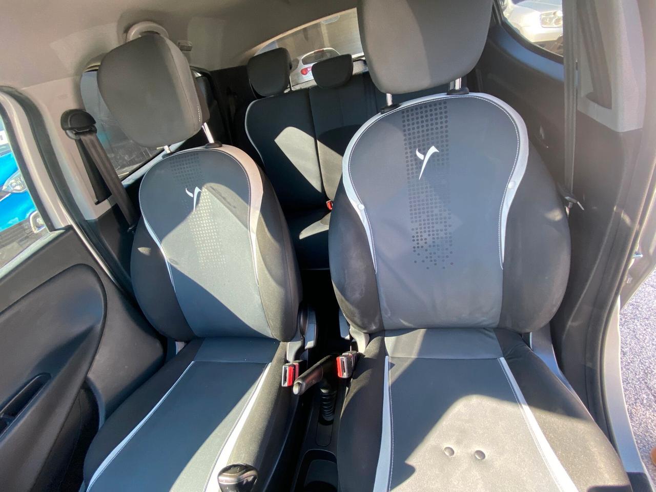 Lancia Ypsilon 1.3 MJT 16V 95 CV 5 porte S&S Platinum