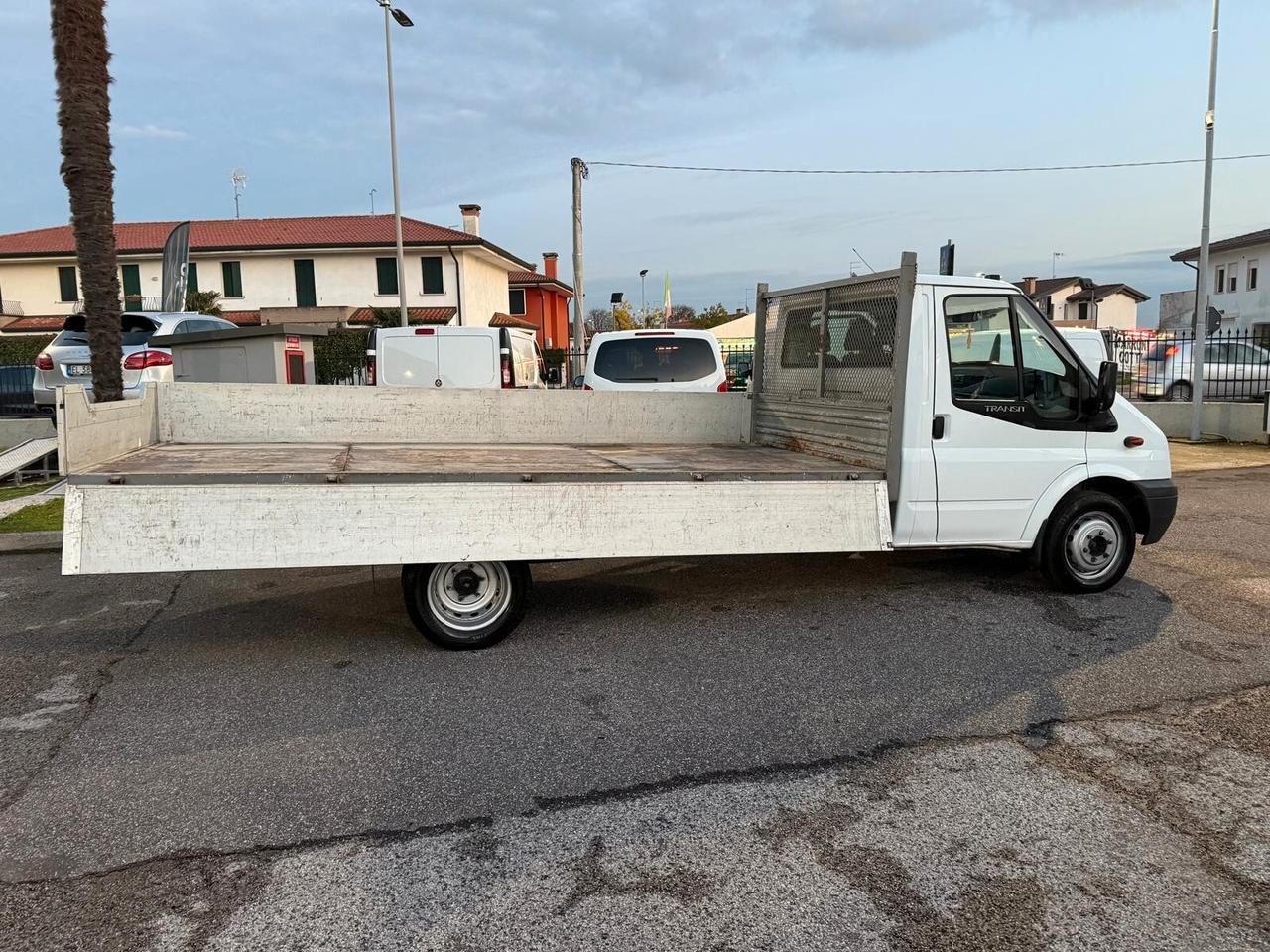 Ford Transit 2.4TDCI 140 CV CASSONE FISSO