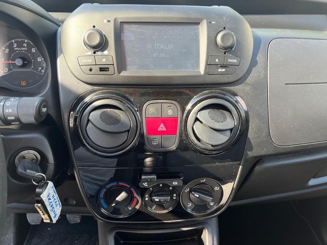 Fiat Qubo 5 posti -1.3 mjt- full - km 70000-2019