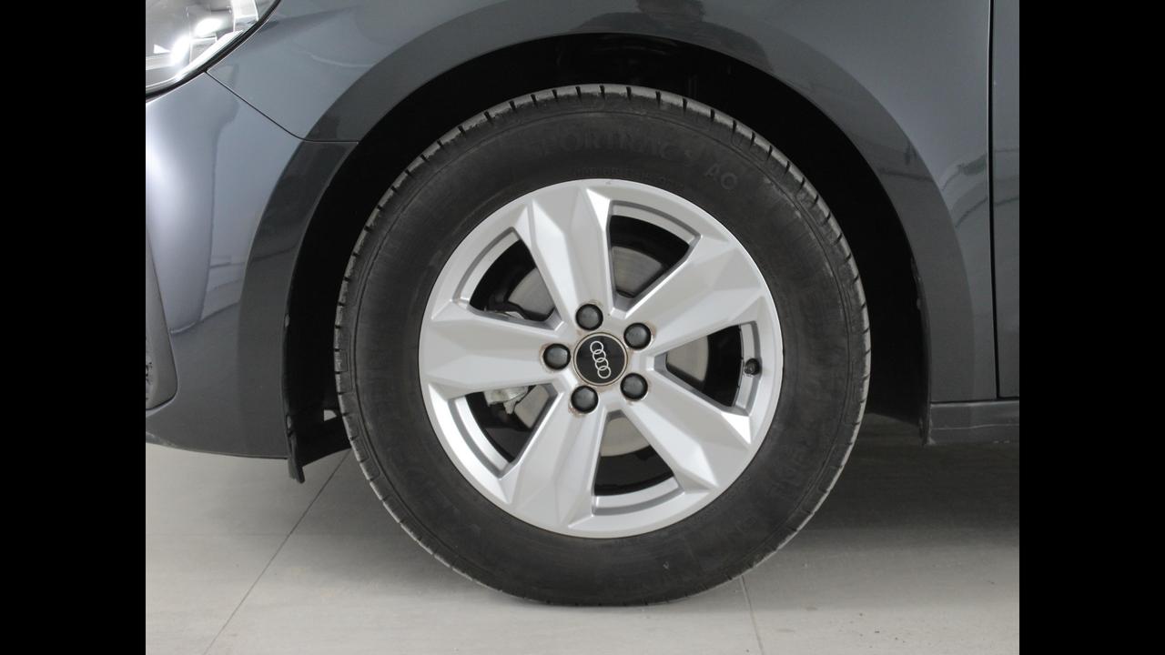AUDI A1 II 2019 Sportback - A1 Sportback 25 1.0 tfsi