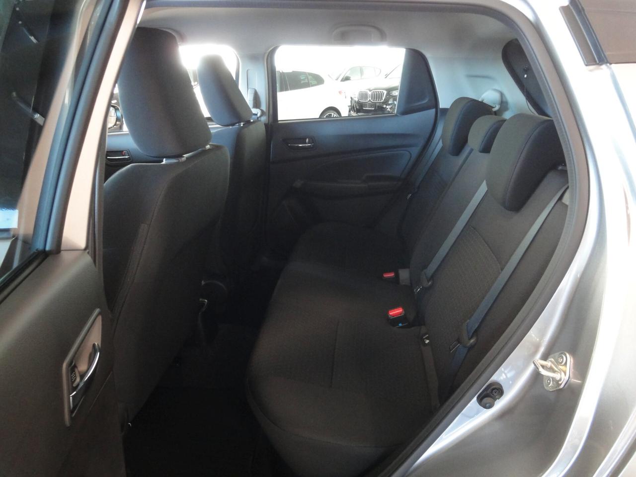 Suzuki Swift 1.2 Hybrid CVT Top Cambio Automatico